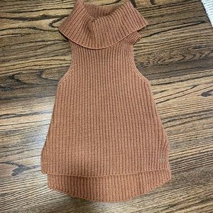 O’Neill cowl neck sweater tank